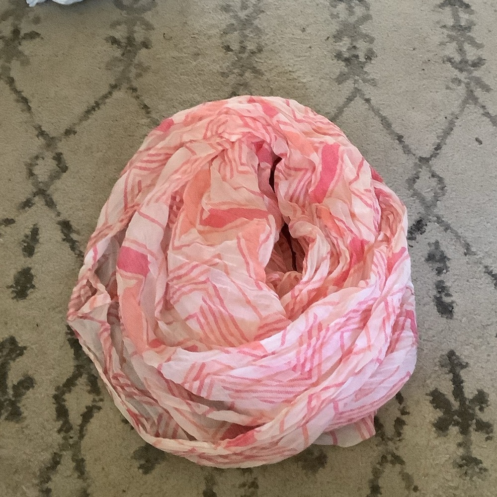 Pink and White Patterned Scarf
